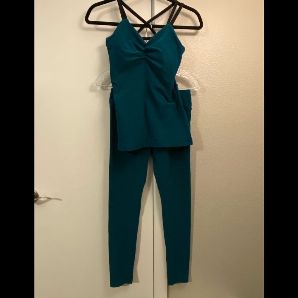 Beyond Yoga Leggings and Sports Top